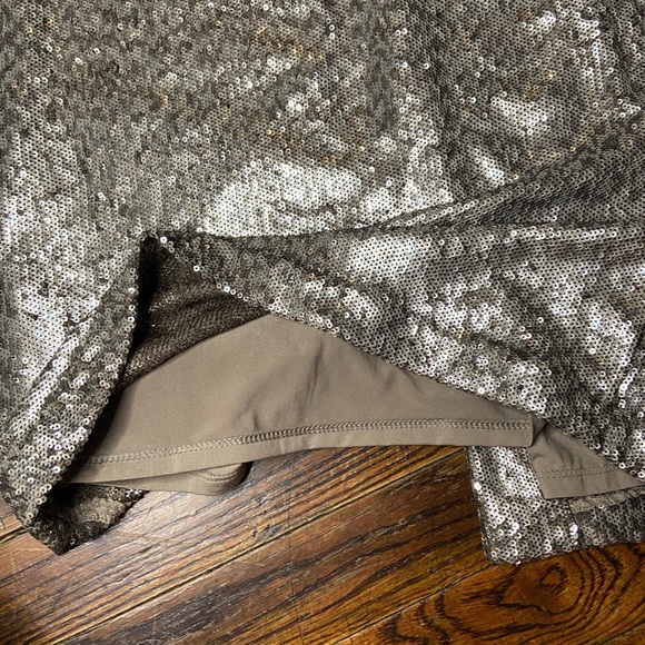 Sequin Pencil Skirt - Picture 2 of 7